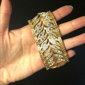Gold Bracelet with crystals